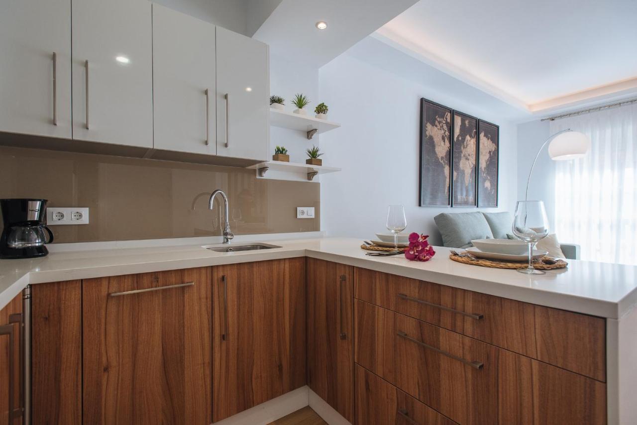 Azahares Suite Apartment Севілья Екстер'єр фото